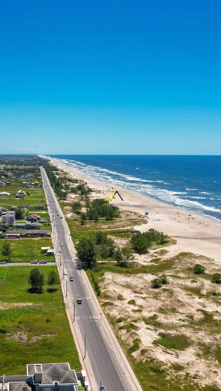 Sobrado à Venda no bairro Turimar Balneário Gaivota-SC Código 05