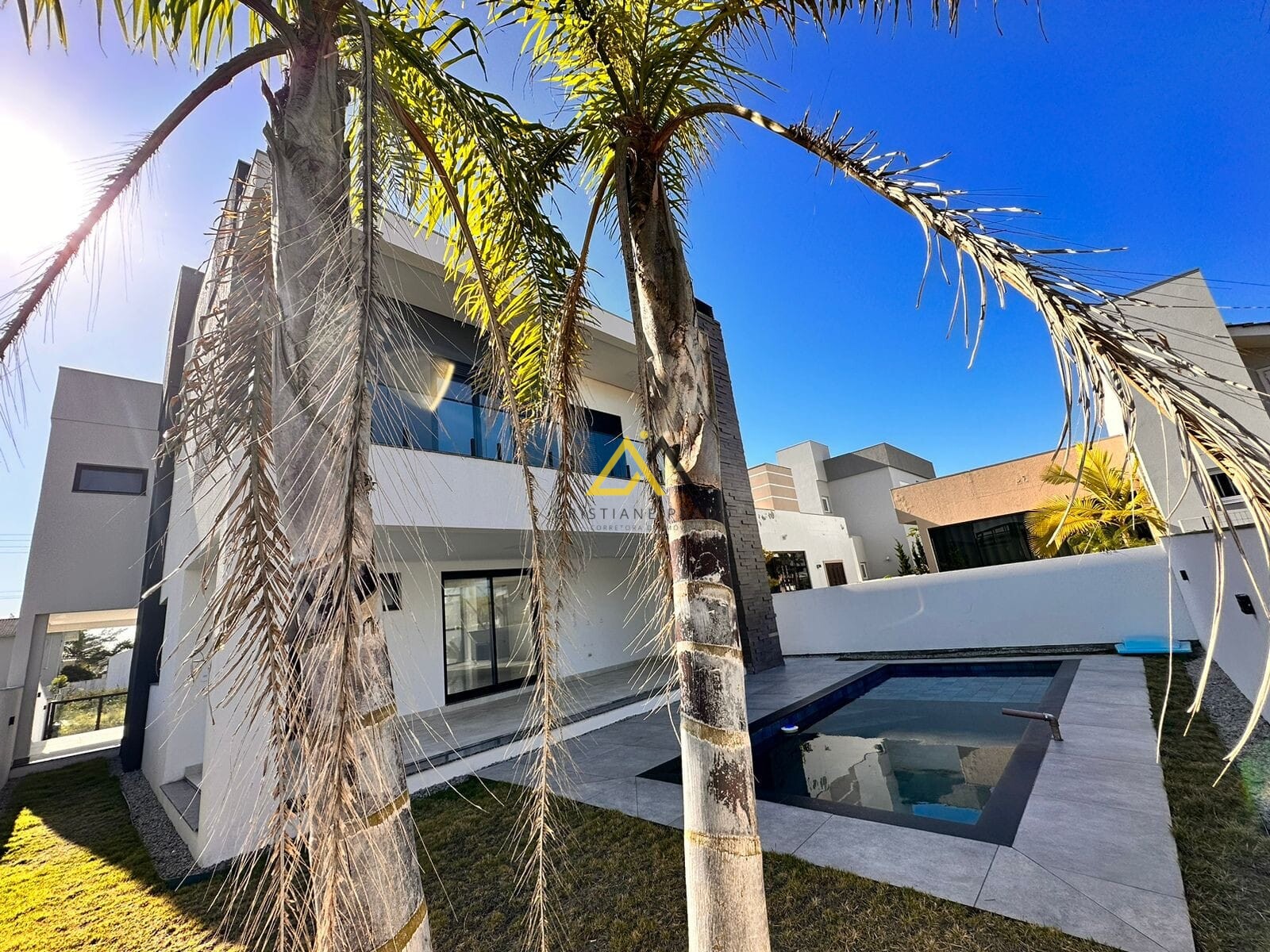 Casa alto padrão à Venda Passo de Torres -SC Código 24