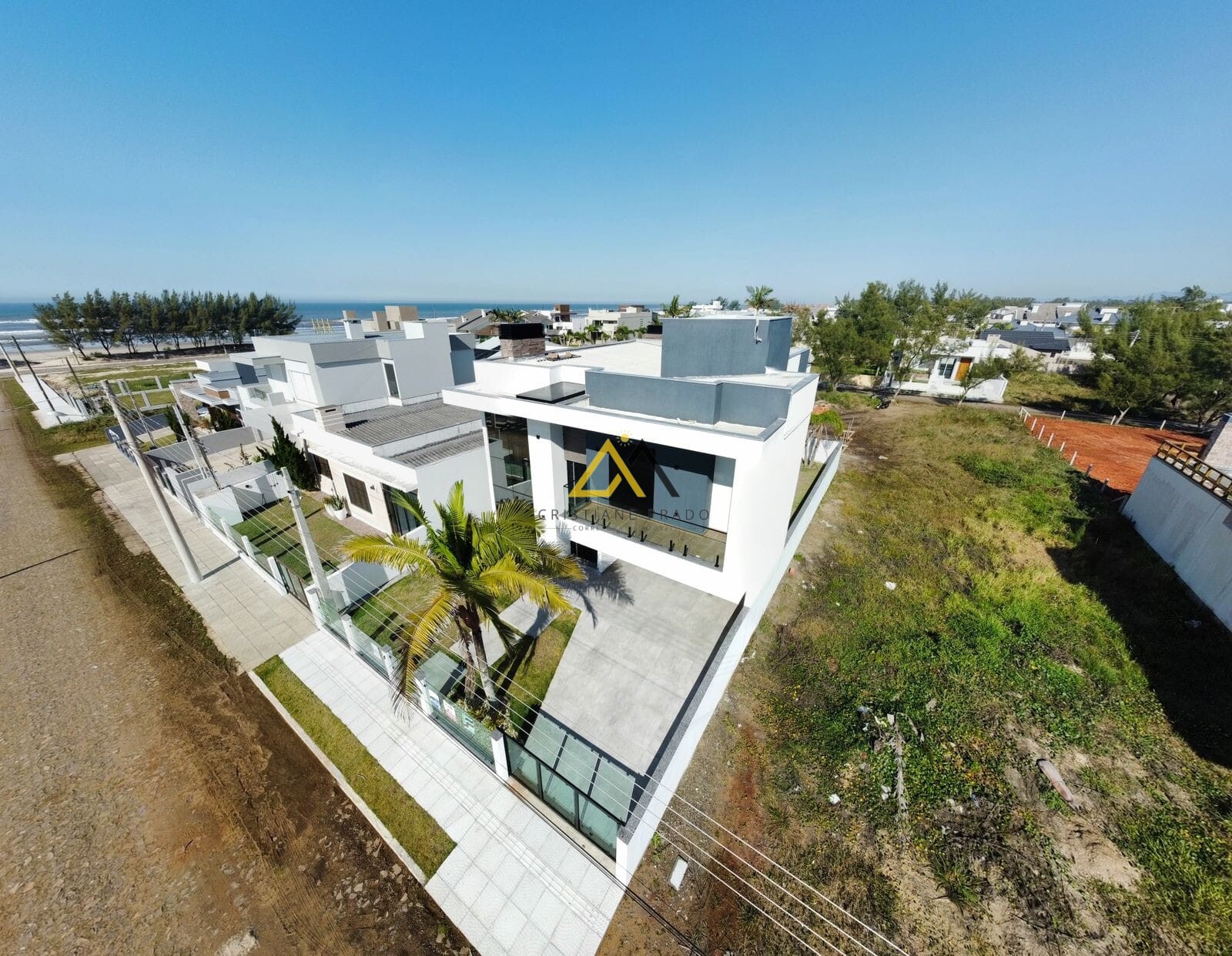 Casa alto padrão à Venda Passo de Torres -SC Código 24